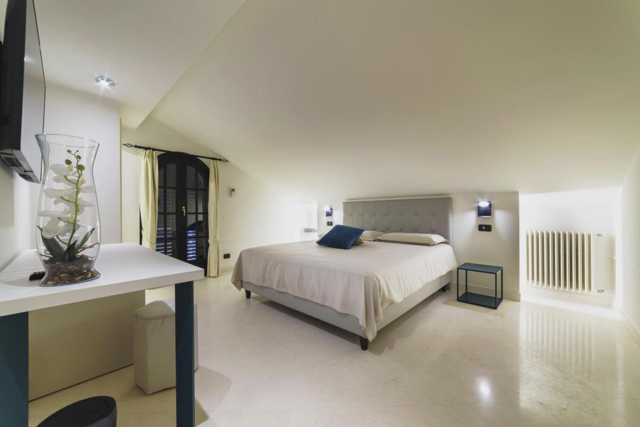Caffetteria Luca Suite & Rooms Бронте Екстер'єр фото